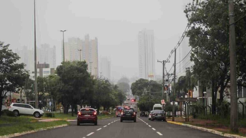 Primavera Extrema: Mato Grosso do Sul Registra Chuvas em 13 Cidades e Sensação Térmica de 46ºC, com Alerta de Tempestade até Sexta-feira