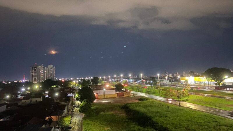 Previsão Meteorológica: Noite da Virada em Campo Grande Terá Pancadas Rápidas de Chuva