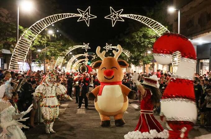 Fortes Chuvas Frustram Celebrações Natalinas em Campo Grande pelo Segundo Dia Consecutivo