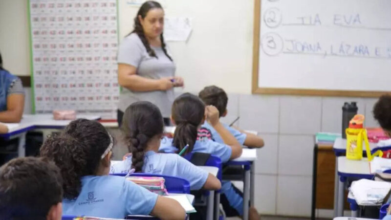 Prefeitura de Campo Grande abre concurso para professor com evolução de R$ 3,6 mil