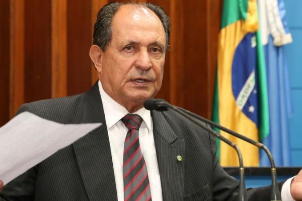 Alcinópolis: Zé Teixeira solicita obras de saneamento e lazer