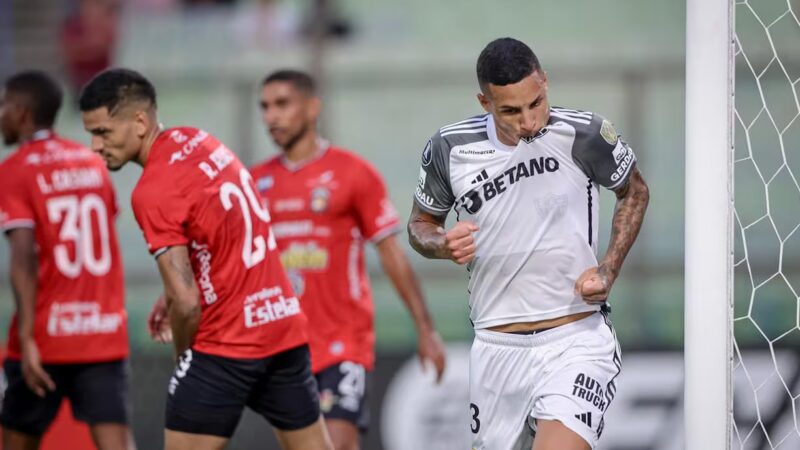 Atlético-MG goleia Caracas e consegue 1ª vitória brasileira na Libertadores