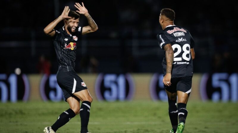 Corinthians perde para Red Bull Bragantino e segue sem vencer no Brasileirão