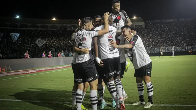 Nos pênaltis, Vasco derrota o Fortaleza e avança na Copa do Brasil