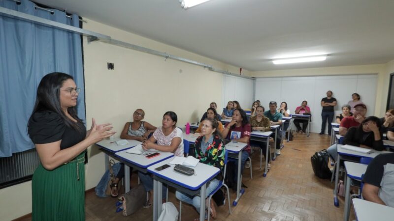 Cursos de Inglês e Espanhol da Funsat são oportunidades de desenvolvimento pessoal e profissional, citam alunos