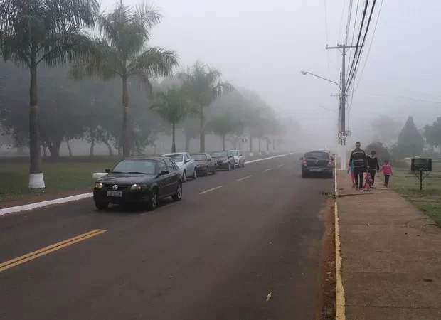 Campo Grande está marcado por névoa e chuvas isolada