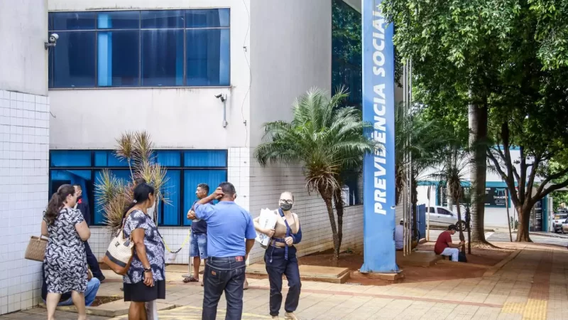 Metade do 13º salário de aposentados e pensionistas do INSS vai injetar R$ 747,83 milhões na economia de Mato Grosso do Sul