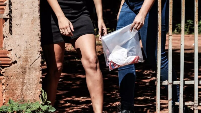 Em Campo Grande pais são levados para delegacia após morte de bebê de 10 meses