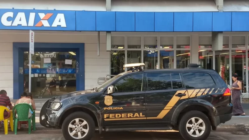 A Polícia Federal (PF) tem intensificado investigações sobre esquemas de fraudes envolvendo o (FGTS), com prejuízos que podem ultrapassar R$ 2 bilhões