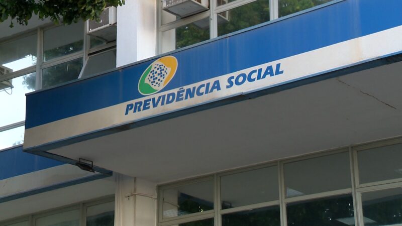 Governo começa ressarcimento a beneficiários em maio para aqueles que sofreram fraude no INSS