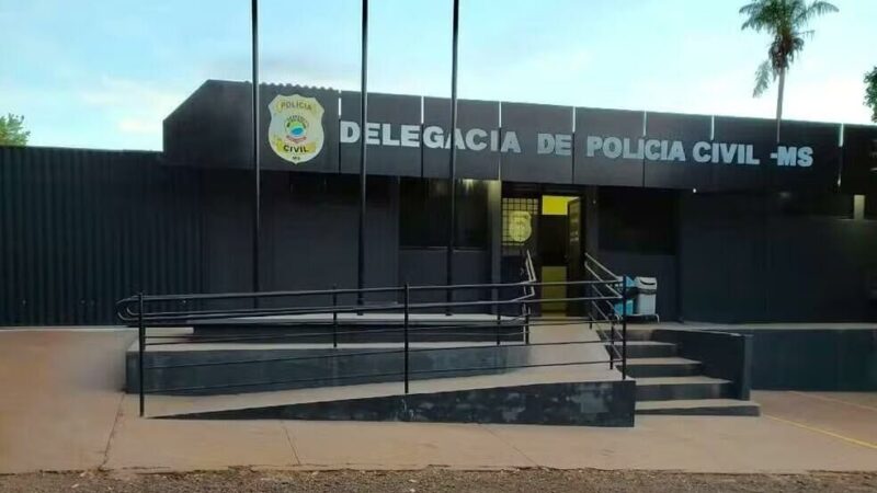 Cuidador de carros esfaqueia um homem várias vezes