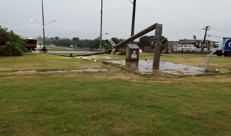 Após temporal, Sindicato Rural de Dourados cancela rodeio desta noite e reforça apoio aos expositores da EXPOAGRO 2025