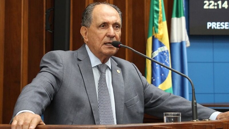 Deputado Zé Teixeira solicita obras de infraestrutura para bairros de Dourados