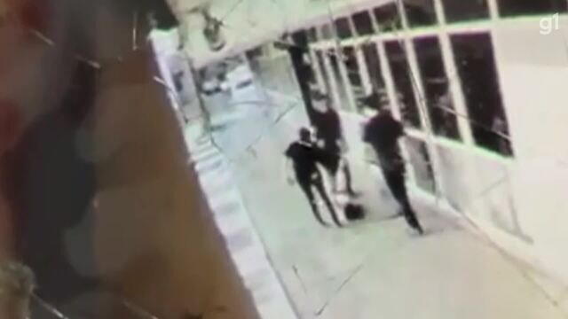 Psicóloga e fisioterapeuta são presas por maus-tratos contra criança autista em uma clínica