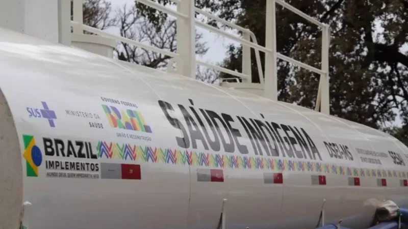 Governo entrega caminhões-pipa para aldeias de Dourados em meio à crise hídrica