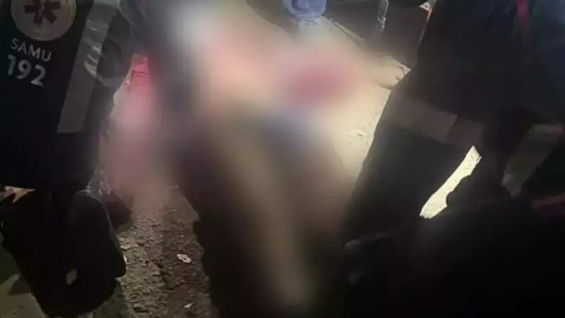 Motoentregador é atacado por três pitbulls enquanto fazia entrega em Campo Grande