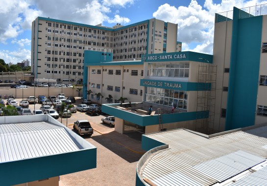 Falta de soro na Santa Casa de Campo Grande agrava crise hospitalar