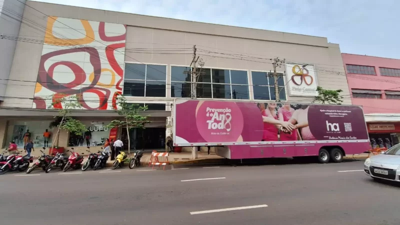 Mutirão de prevenção ao câncer de mama acontece no Centro de Campo Grande
