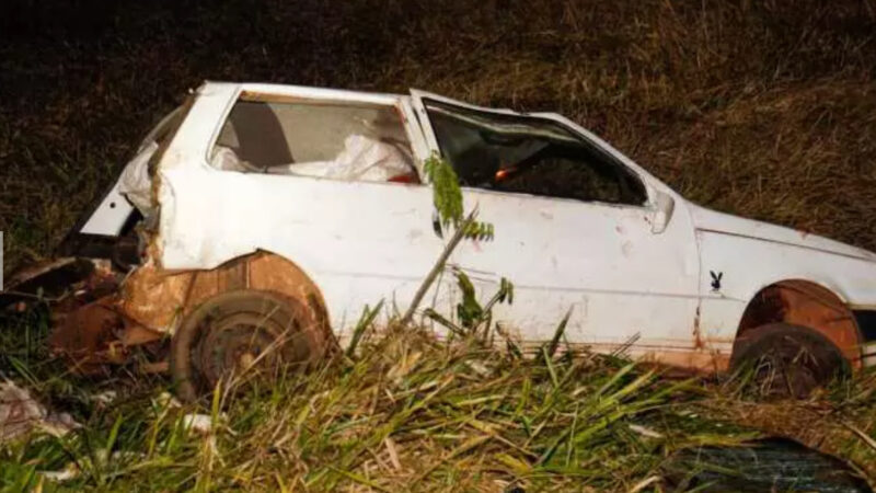 Colisão na BR-060 deixa dois feridos e condutor foge do local