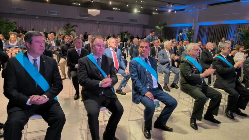 Presidente do TJMS recebe Ordem do Mérito Eleitoral em cerimônia do TRE-MS