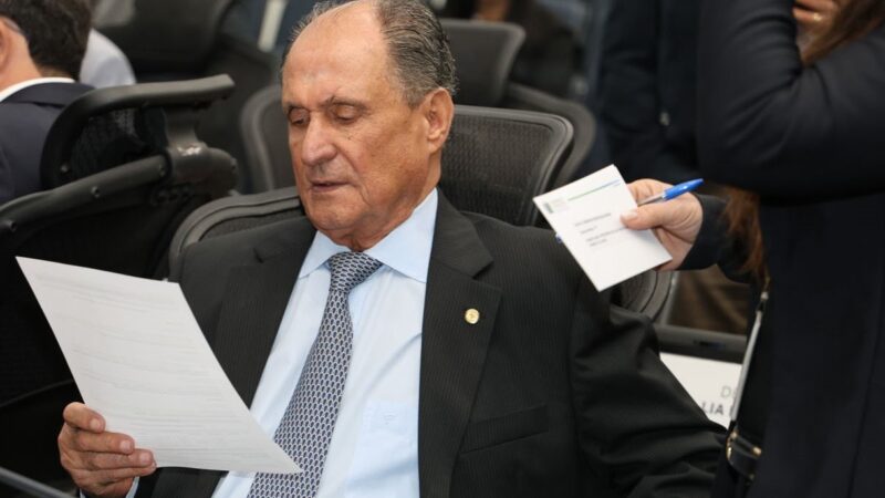 Zé Teixeira pede apoio do Estado para obras em Dourados e Jaraguari