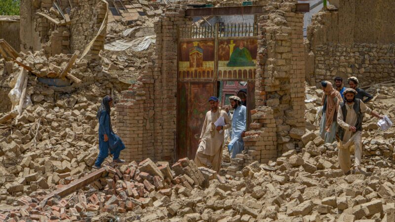 Número de mortos em terremoto no Afeganistão sobe para mais de 2,2 mil