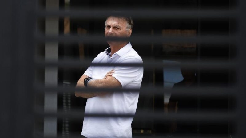 Bolsonaro pede ao STF autorização para realizar procedimento médico em Brasília