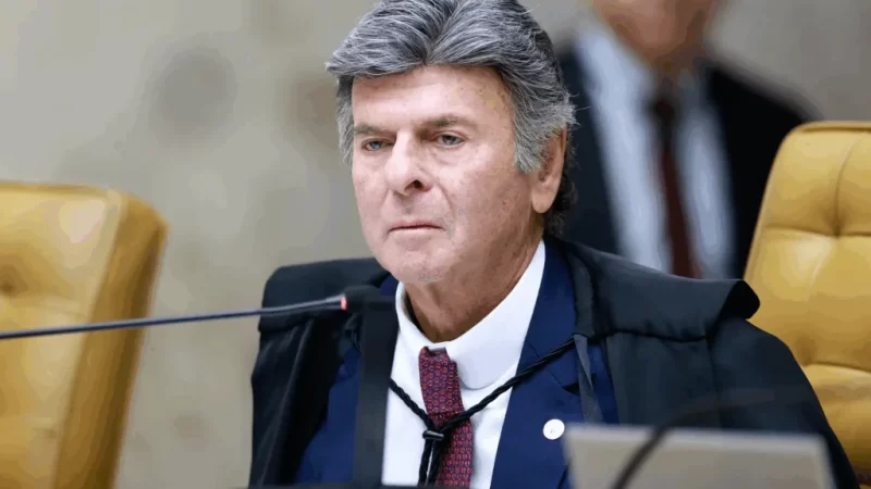 Fux vota por absolver Bolsonaro em ação sobre suposta trama golpista no STF