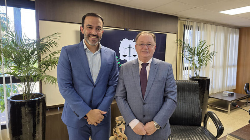 TJMS firma parceria com Fiems e servidores terão desconto de até 20% na conta de energia