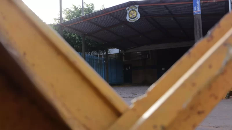 Ex-PM se entrega após tentativa de feminicídio e é levado ao Presídio Militar em Campo Grande