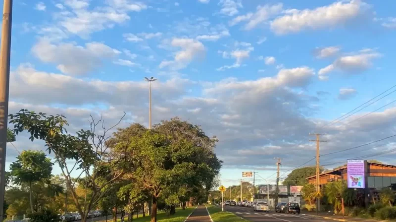Quarta-feira será de sol, calor intenso e chance de chuvas isoladas em Mato Grosso do Sul