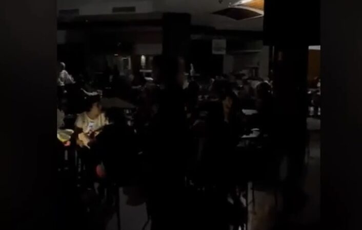 Queda de energia deixa clientes no escuro por 10 minutos no Shopping Campo Grande