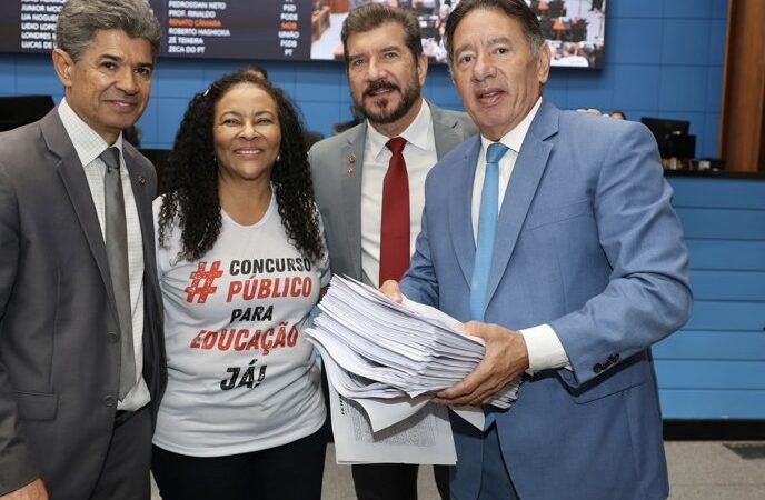 Gerson Claro reafirma compromisso da ALEMS com diálogo e valorização dos profissionais da Educação