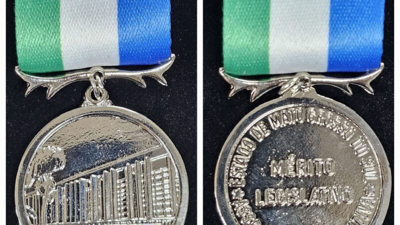 Assembleia Legislativa realiza sessão solene para entrega de Título de Cidadão Sul-Mato-Grossense e Comenda do Mérito Legislativo