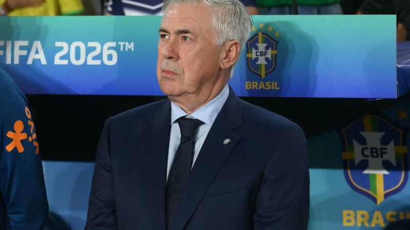 Treinadores brasileiros criticam presença de técnicos estrangeiros durante evento na CBF com Ancelotti