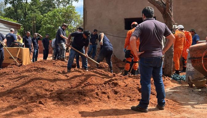 Homem morre soterrado enquanto trabalhava em escavação de fossa em Campo Grande