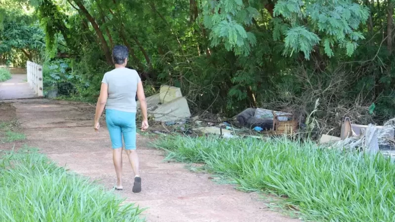 Recanto dos Pássaros perde espaço para o lixo e moradores temem apagão ambiental