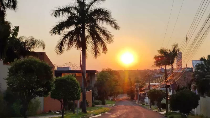 Sábado será de calor intenso em MS, mas frente fria já começa a mudar o tempo no domingo