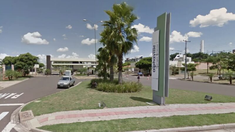 Suspeito atropela casal e foge para o Alphaville; testemunha persegue e registra placa