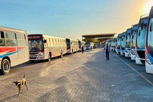 Motoristas do transporte coletivo podem entrar em greve após atraso de salários em Campo Grande