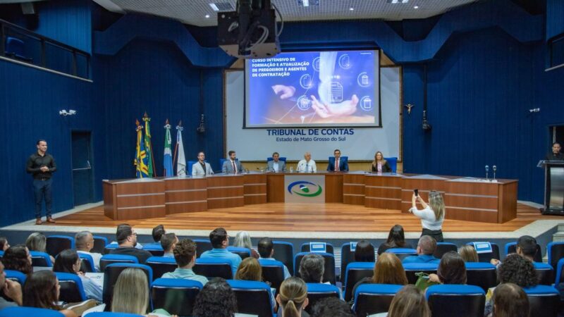 Curso no TCE-MS qualifica agentes de contratação do Governo de MS