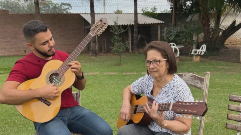 Domingo em Campo Grande mistura viola caipira, vinil, pagode e festa eletrônica