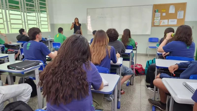 Só 3 em cada 20 jovens de MS concluem o Ensino Médio com domínio adequado em matemática