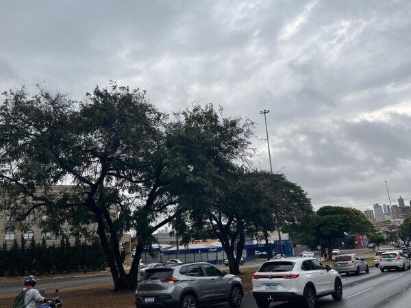 Chuva forte e ventos de até 60 km/h marcam a segunda-feira em Mato Grosso do Sul