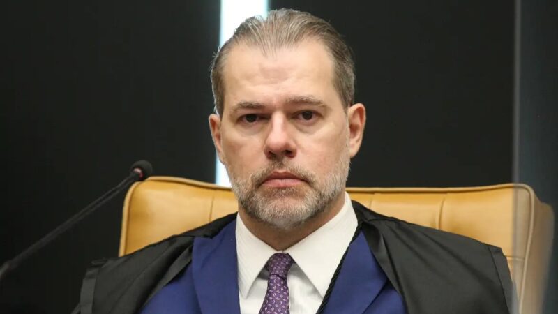 Toffoli deixa relatoria do caso Master após citação em relatório da Polícia Federal