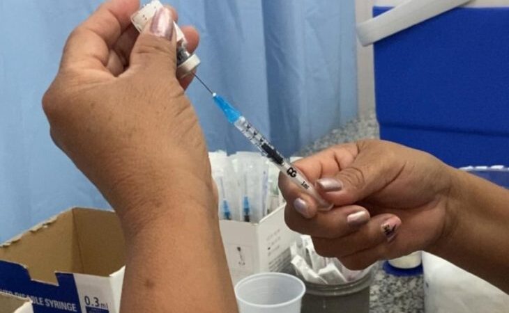 MS recebe quase 8 mil doses da nova vacina contra a dengue para profissionais da Atenção Primária