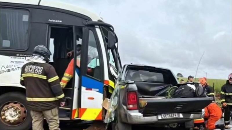Idoso morre em acidente entre caminhonete e ônibus no encontro da MS-040 com a BR-163 em Campo Grande