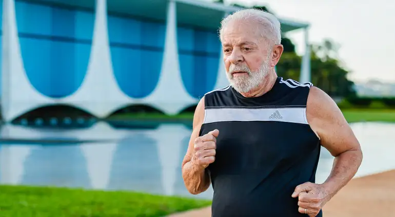 Lula alerta que remédio para emagrecer não dispensa dieta e exercícios