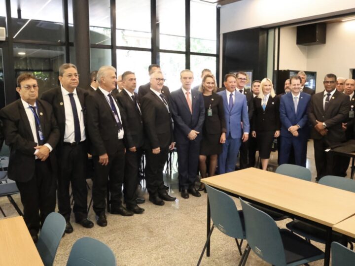 ALEMS entrega novos uniformes e reforça valorização dos servidores