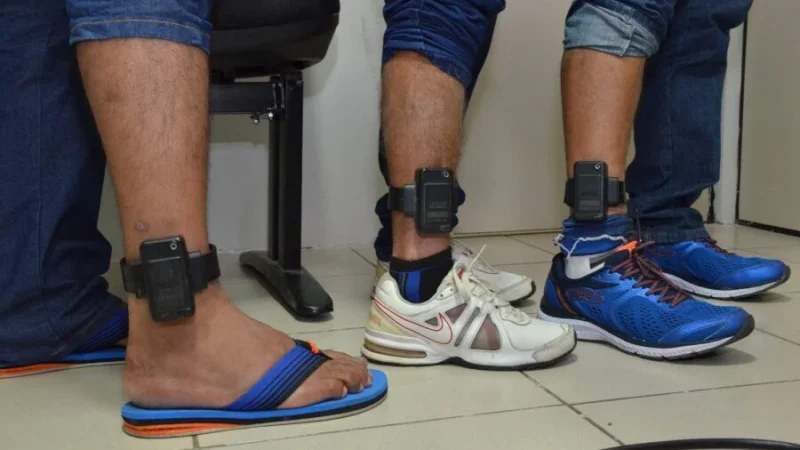 Senado aprova monitoramento obrigatório de agressores com tornozeleira eletrônica